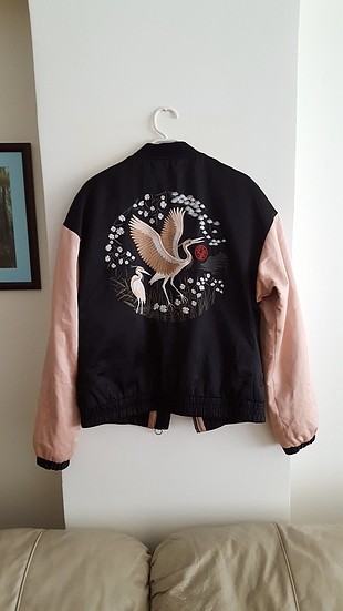 zara işlemeli bomber mont