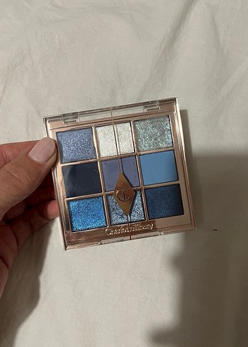 Charlotte Tilbury denim dimension Mavi Göz Farı Paleti - Görsel 2