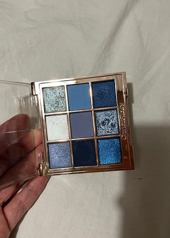 Charlotte Tilbury denim dimension Mavi Göz Farı Paleti - Görsel 3