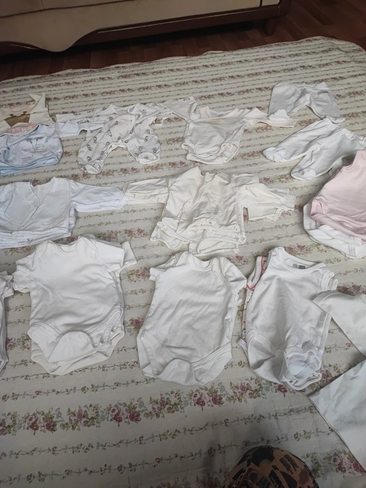 Beyaz Kolsuz Bebek Body toplam 50 parça - Görsel 3