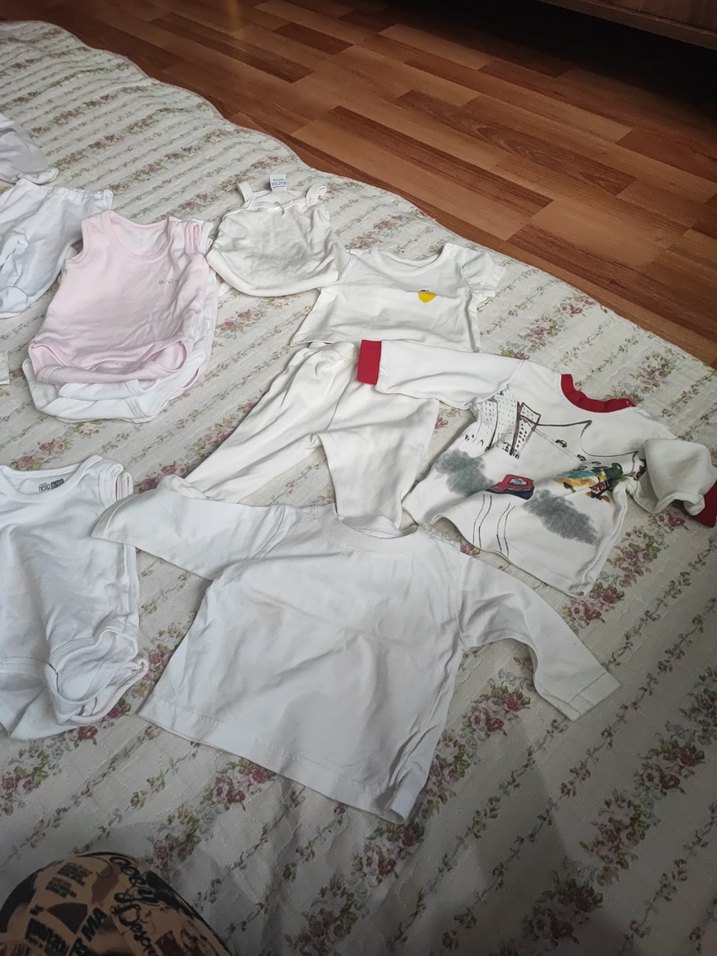 Beyaz Kolsuz Bebek Body toplam 50 parça - Görsel 5