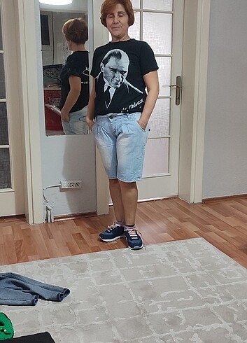 38 Beden mavi Renk Kot şort