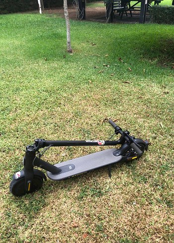  Beden siyah Renk Siyah Çocuk Scooter'ı