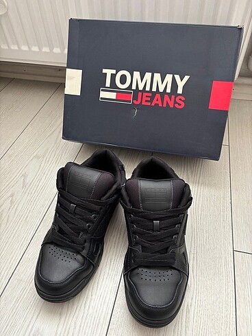 Tommy Hilfiger Erkek Ayakkabı