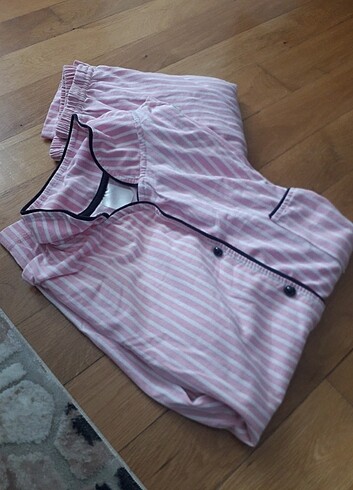 Pembe pijama takimi