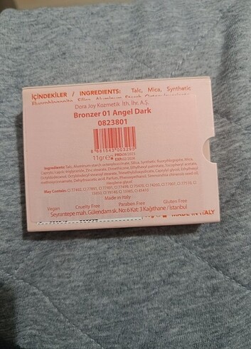 Revolution Dora joy bronzer