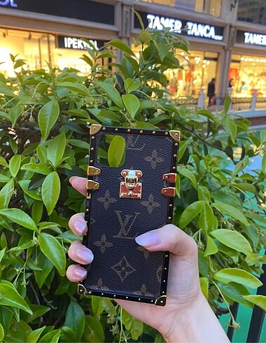 Lv kılıf