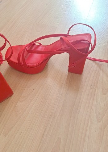 Kırmızı dolgu Topuklu Kadın Sandalet - Görsel 6