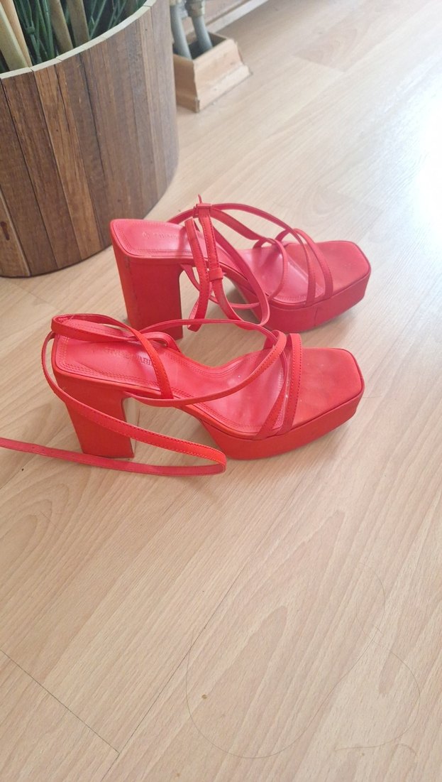 Kırmızı dolgu Topuklu Kadın Sandalet - Görsel 4