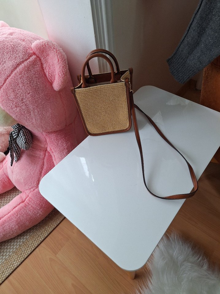 Kahverengi Deri Kemer Detaylı Minimalist Çanta - Görsel 2