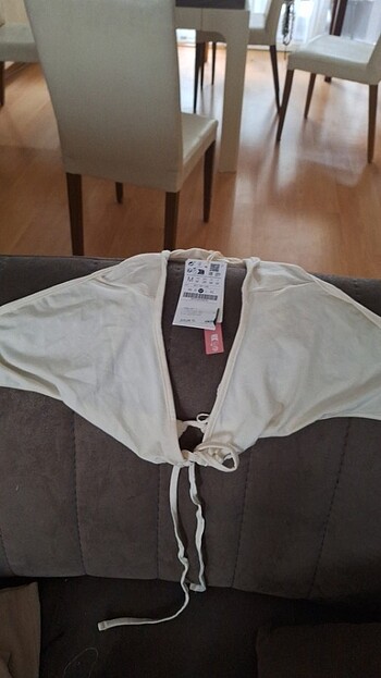 Stradivarius Harika bustiyer