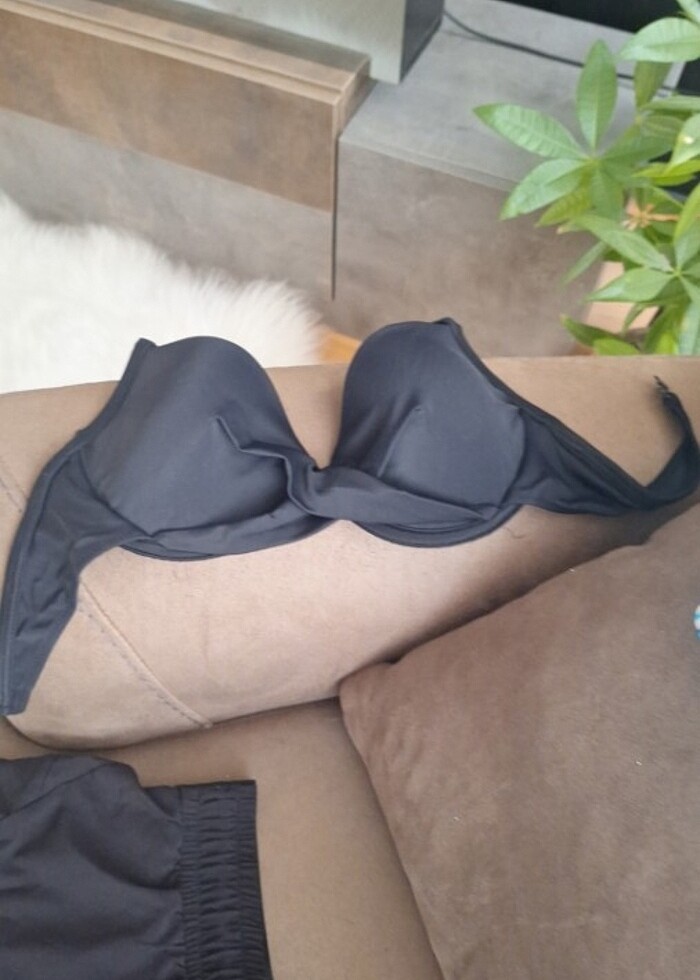 Şortlu bikini takimi - Görsel 4