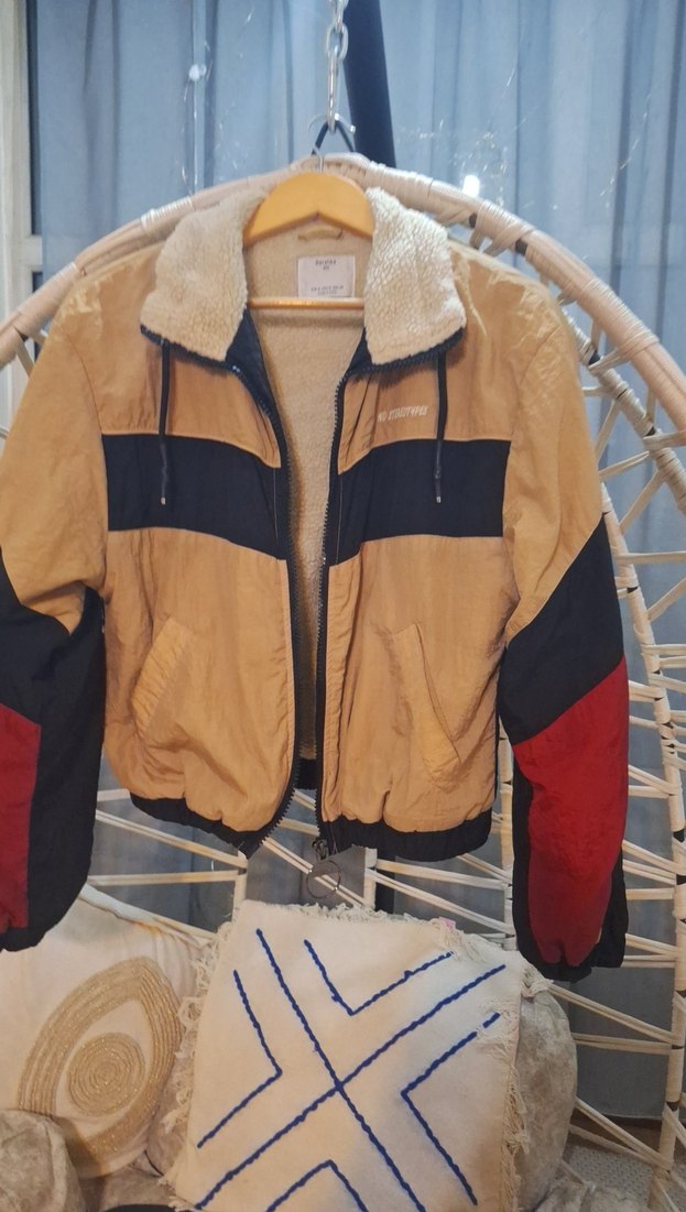 bershka Kürklü Kısa Kadın Ceket - Görsel 3