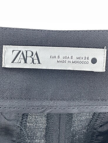 s Beden siyah Renk Zara Kumaş Pantolon %70 İndirimli.