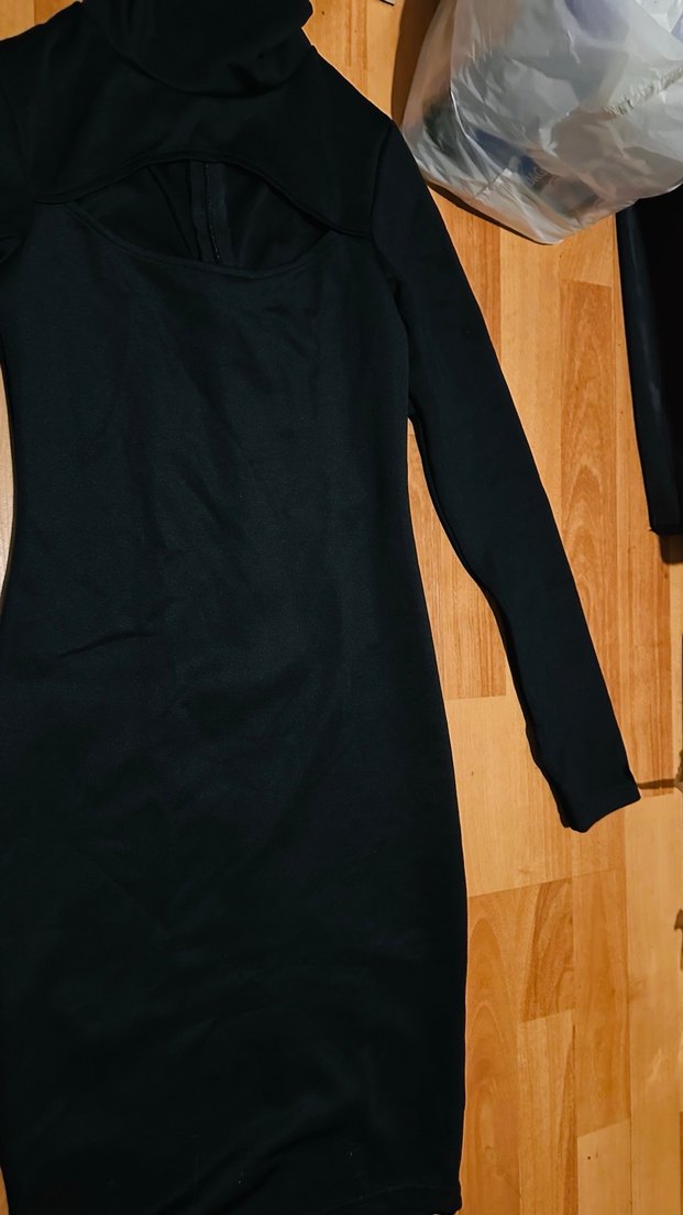 Siyah Yüksek Yaka Uzun Kollu Kadın  dekolteli Elbise - Görsel 3