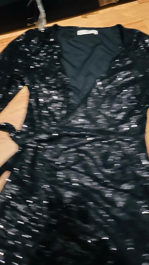 Siyah Parlak V Yaka Mini  Abiye Elbise - Görsel 4