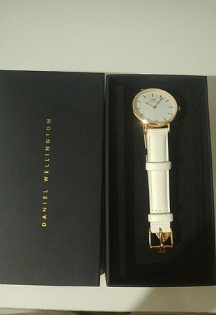 Daniel Wellington Kol Saati