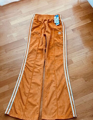 Adidas özel seri orjinal eşofman altı ????