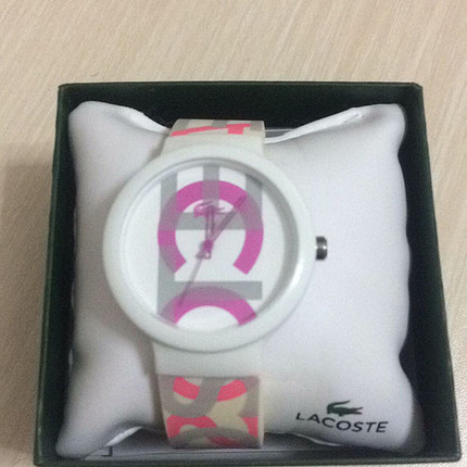 Lacoste bayan saati