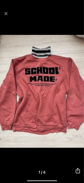 sweatshirt