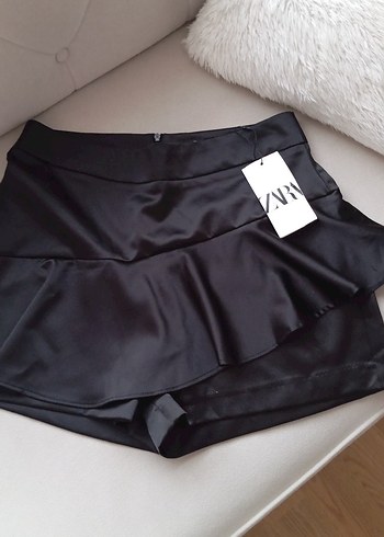 Zara Siyah Mini Fırfırlı şort Etek - Görsel 2