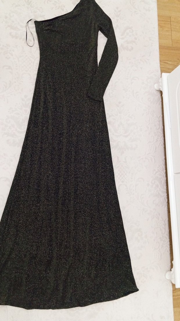 Tek Omuz Uzun Siyah Abiye Elbise - Görsel 3