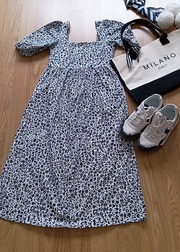 Beyaz Çiçek Desenli Uzun Kadın Elbisesi - Görsel 7