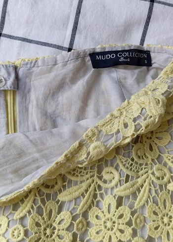 Sarı Nakışlı Dantel Midi Kalem Etek - Görsel 2