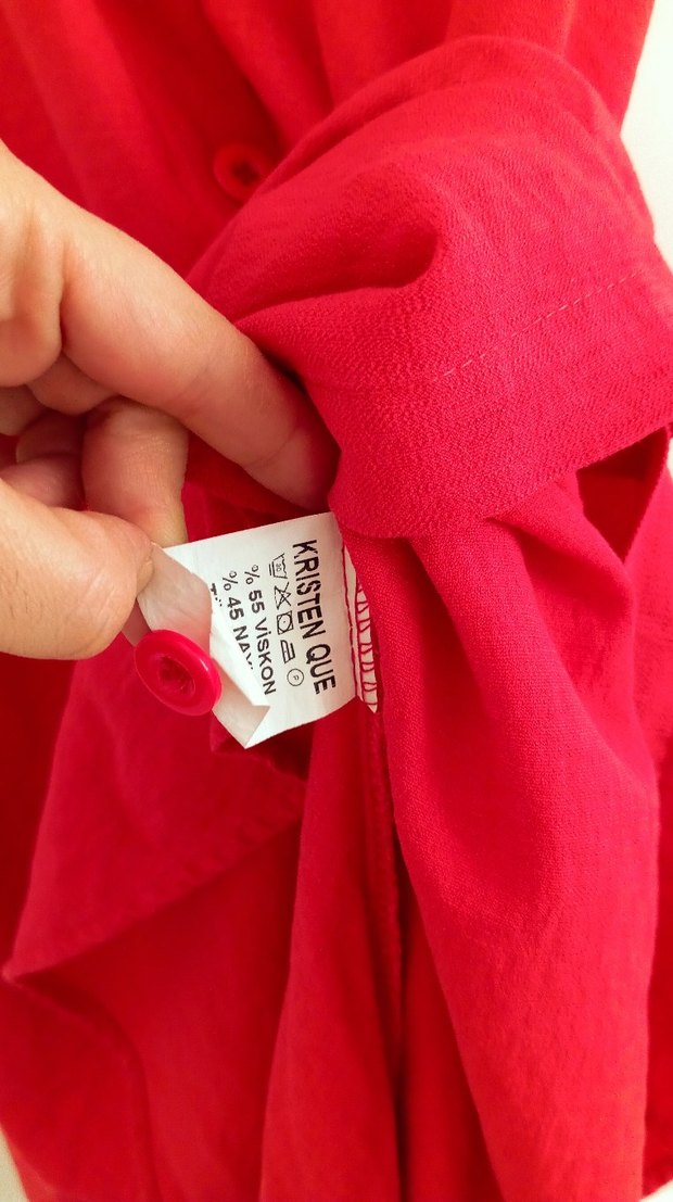 Kırmızı Kolsuz Düğmeli Midi Elbise - Görsel 3