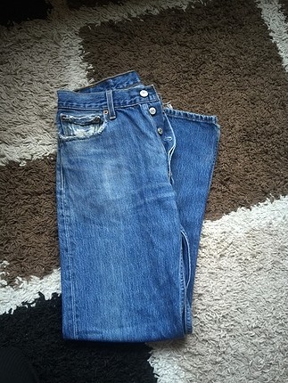 Lewis marka jean