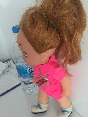 Barbie Oyuncak Kız Bebek
