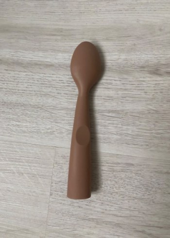 Oioi kahverengi  silikon Çocuk Kaşığı - Görsel 2