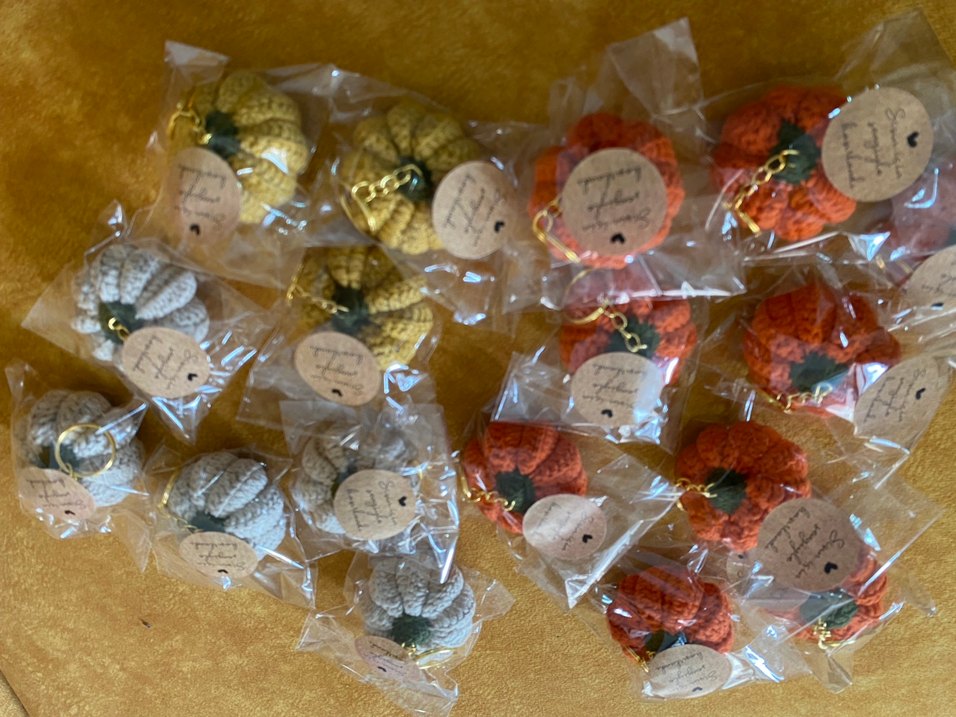 Turuncu Örgü Kabak Anahtarlık - Görsel 5