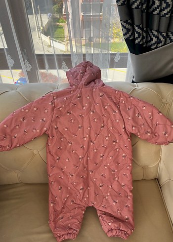 Kapüşonlu Pembe Nakışlı Bebek Tulumu - Görsel 2