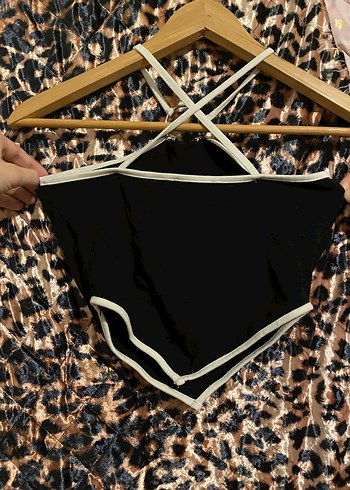 Siyah crop askılı - Görsel 2