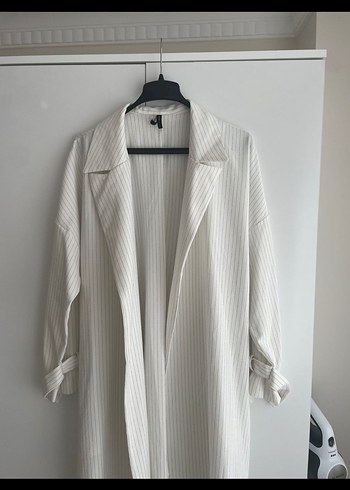 Uzun Beyaz Kadın Hırka - Görsel 5