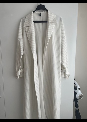 Uzun Beyaz Kadın Hırka - Görsel 4