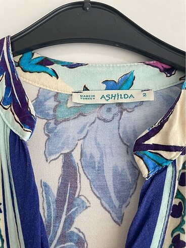 Mavi çiçekli elbise - Görsel 5