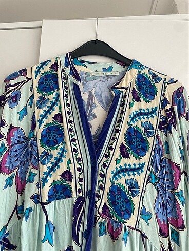 Mavi çiçekli elbise - Görsel 7