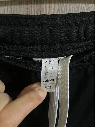 l Beden Orijinal adidas eşofman
