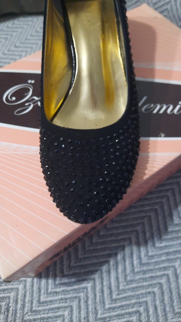 Siyah Parlak Payetli Kadın Topuklu Ayakkabı - Görsel 3