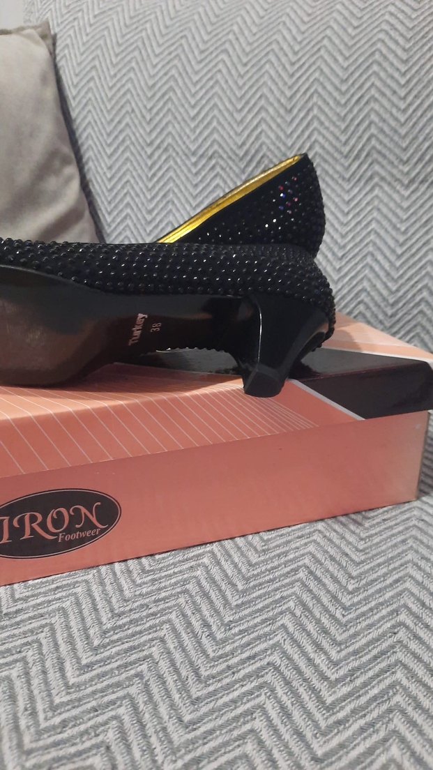 Siyah Parlak Payetli Kadın Topuklu Ayakkabı - Görsel 2