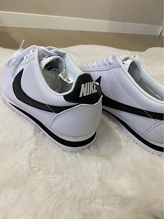 41 Beden siyah Renk Nike Cortez spor ayakkabı