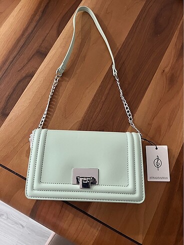 Stradivarius çapraz çanta