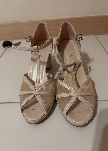 Bej Tokalı Kadın Topuklu Ayakkabı - Görsel 2