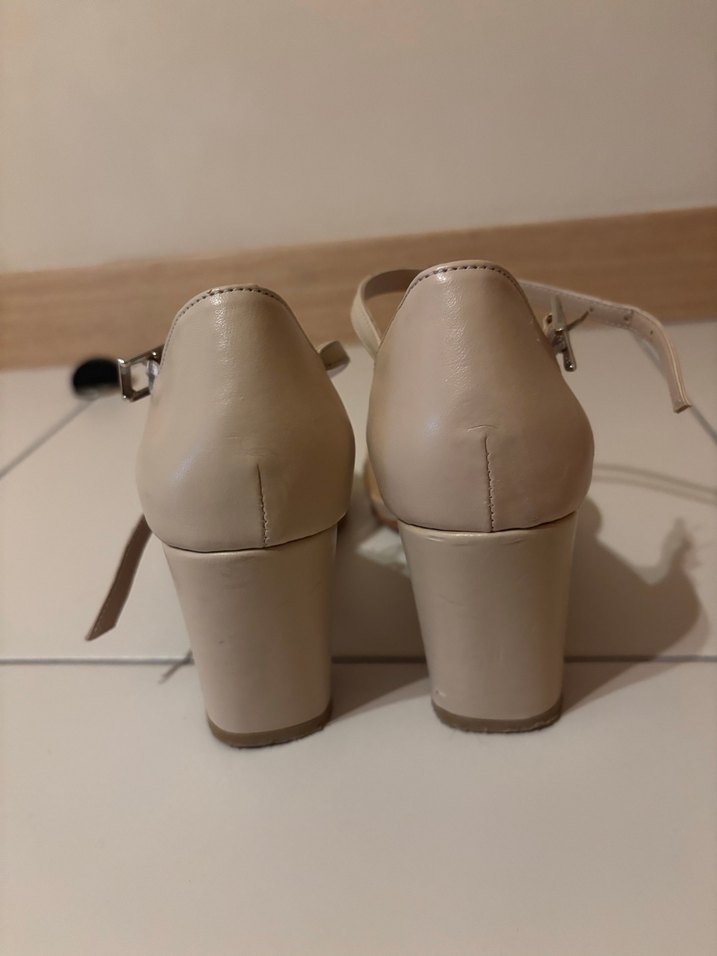 Bej Tokalı Kadın Topuklu Ayakkabı - Görsel 4