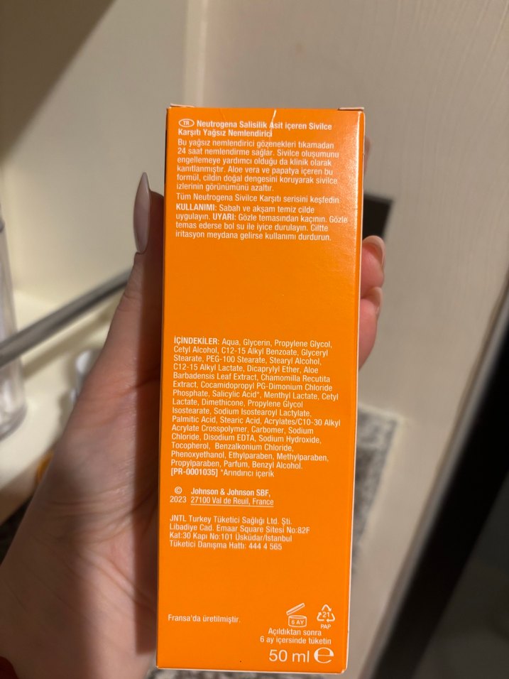 Neutrogena Yüz Temizleme Jeli ve Kremi - Görsel 2