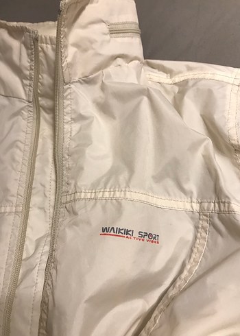 Beyaz Rahat Kesim yağmurluk - Görsel 2