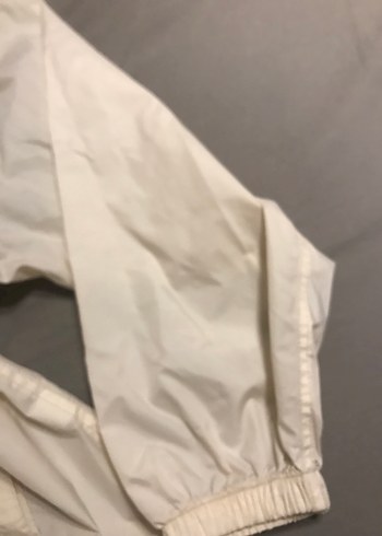 Beyaz Rahat Kesim yağmurluk - Görsel 5