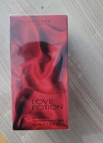 Oriflame love potion edp bayan parfümü 
